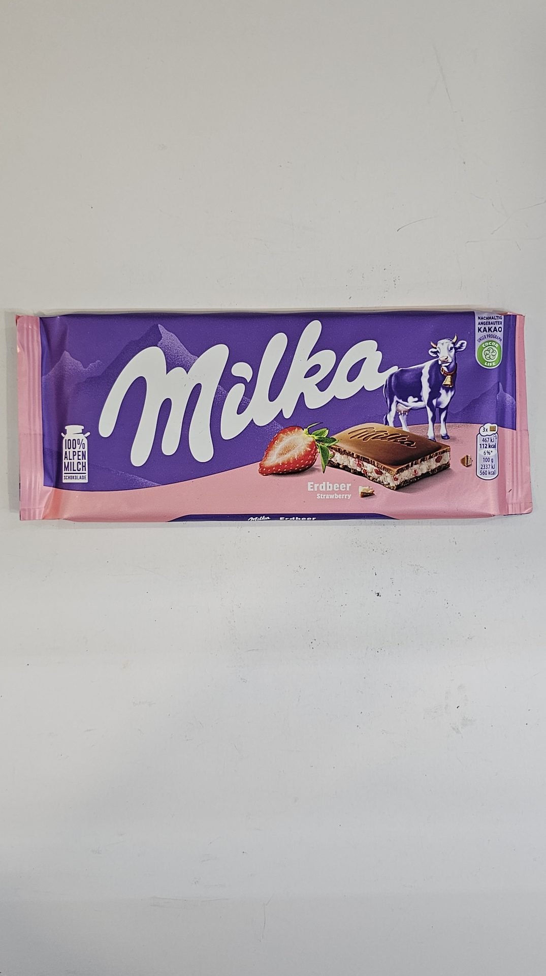 Milka Erdbeer Strawberry